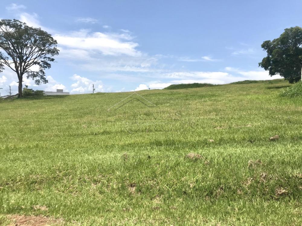Terreno no Condomínio Reserva Altos do Cataguá em Taubaté