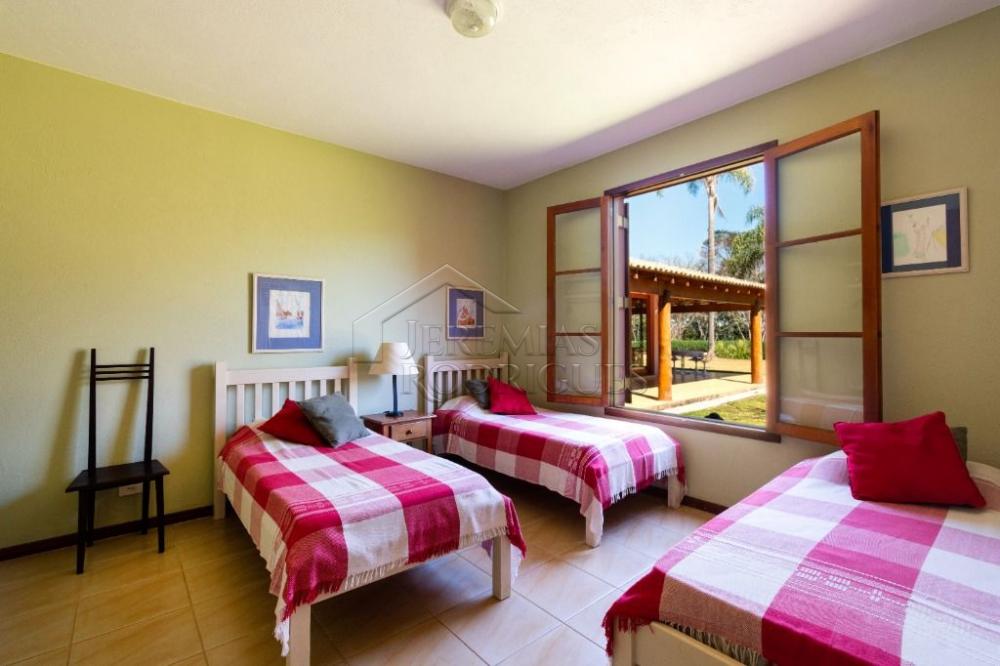 Sítio com 7 quartos, 38 hectares - Cachoeira Grande - Lagoinha/SP