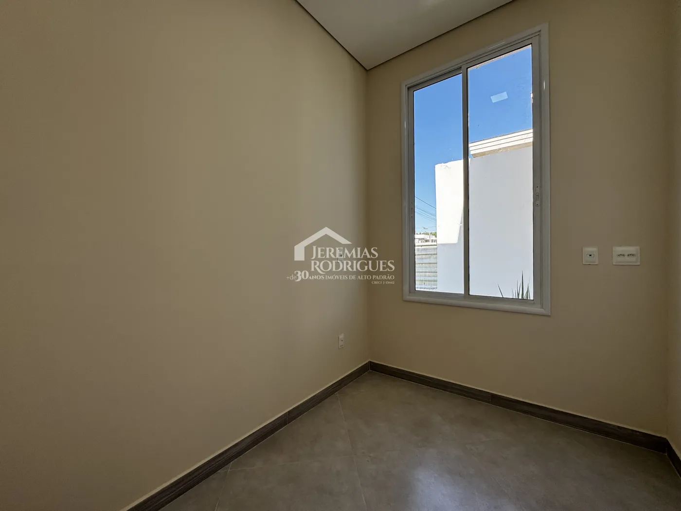 Casa à venda no Condomínio Reserva Bonsucesso em Pindamonhangaba/SP