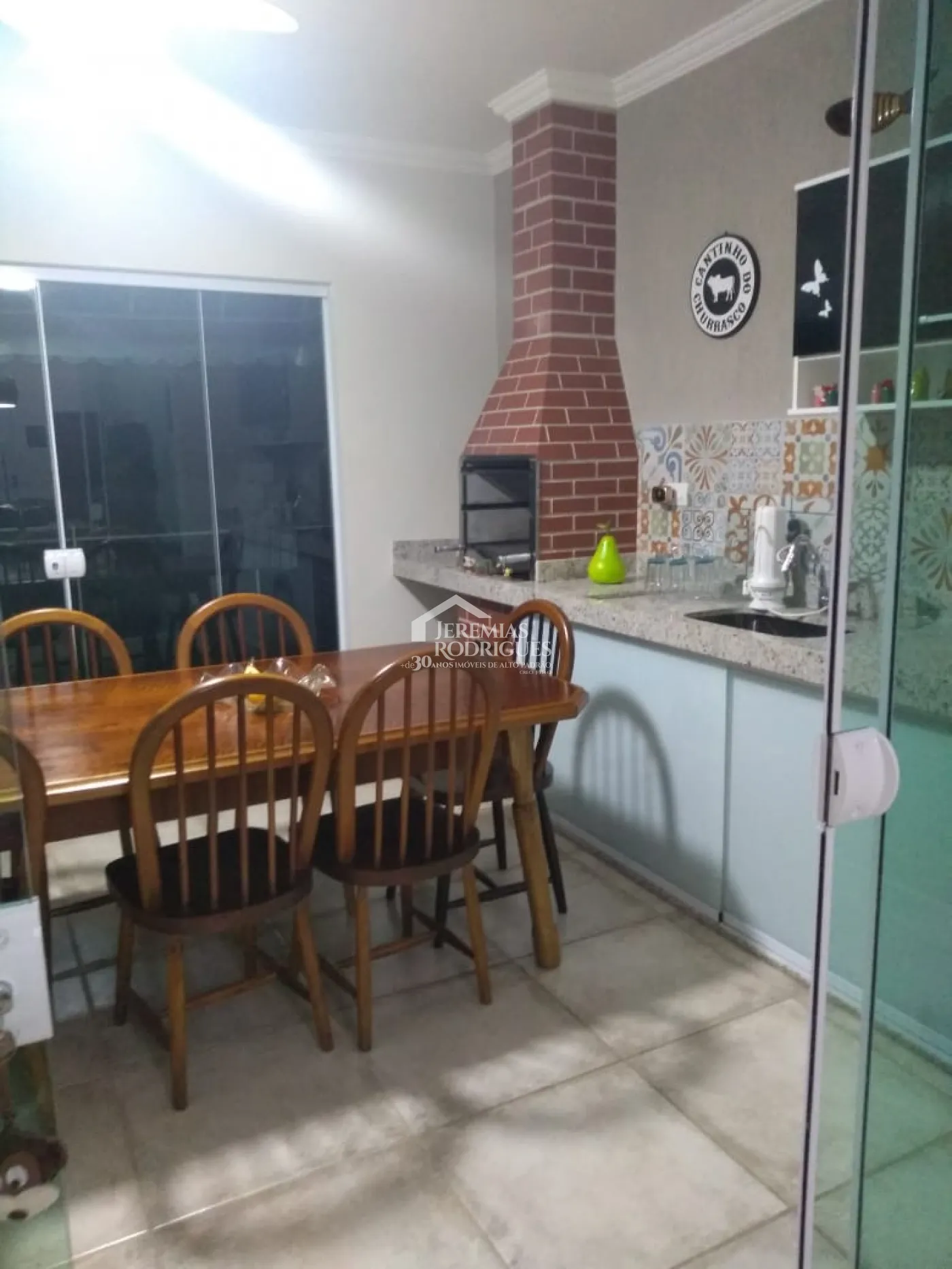 Casa com 3 dormitórios, 168 m² - Condomínio Hípica Pinheiro - Taubaté/SP