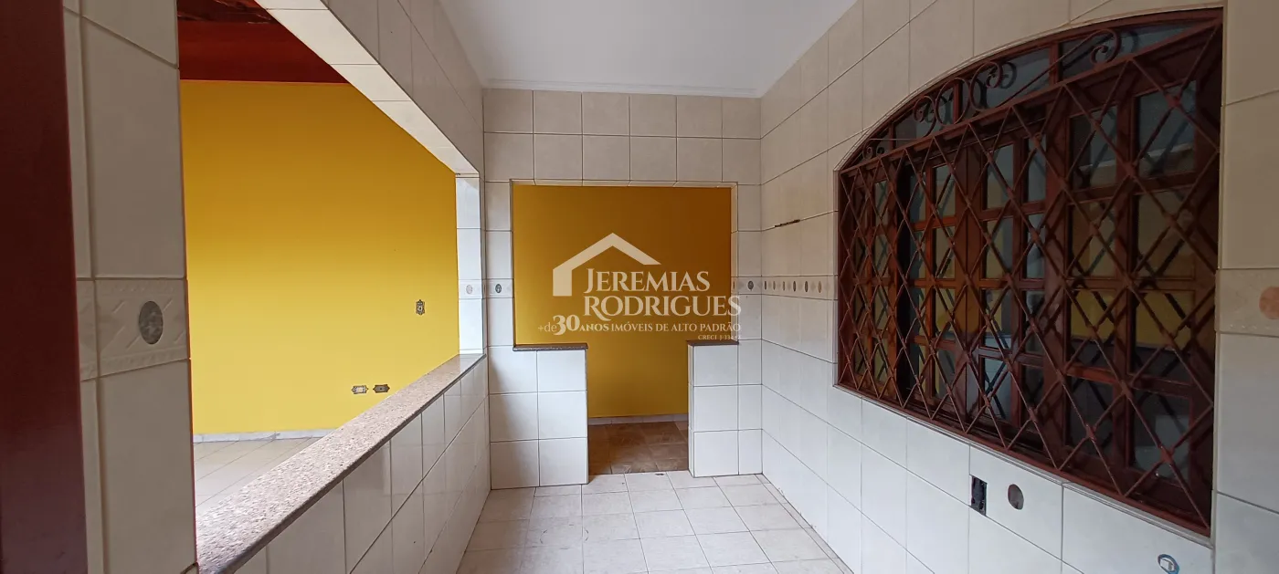 Casa com 4 dormitórios, 250 m² - Vila Rica - Pindamonhangaba/SP
