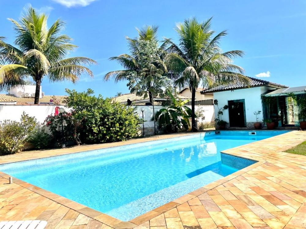 Casa à venda por R$ 2.000.000,00 - Tremembé/SP