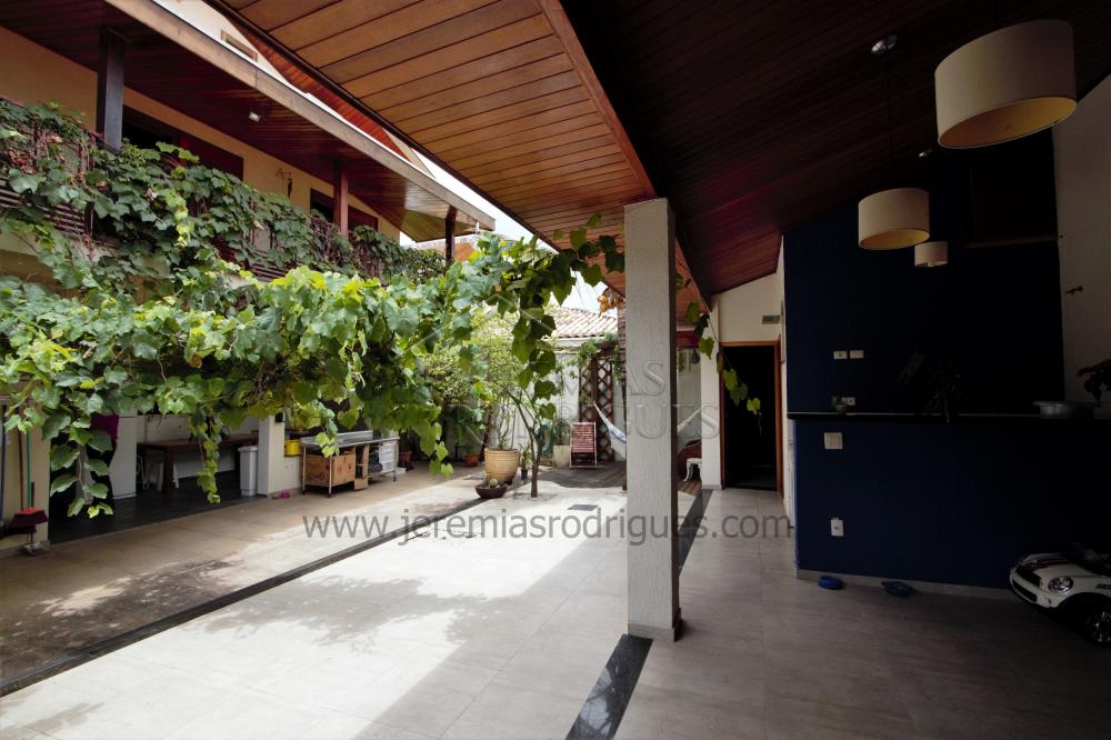 Casa à venda por R$ 1.350.000,00 - Taubaté/SP