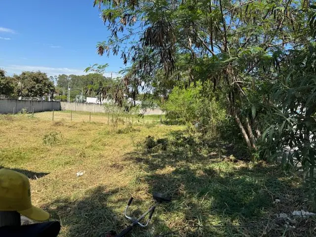 Terreno à  venda em Pindamonhangaba/SP.