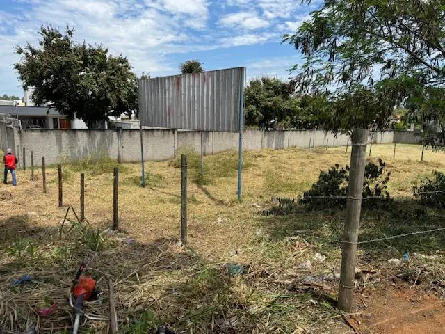Terreno à  venda em Pindamonhangaba/SP.