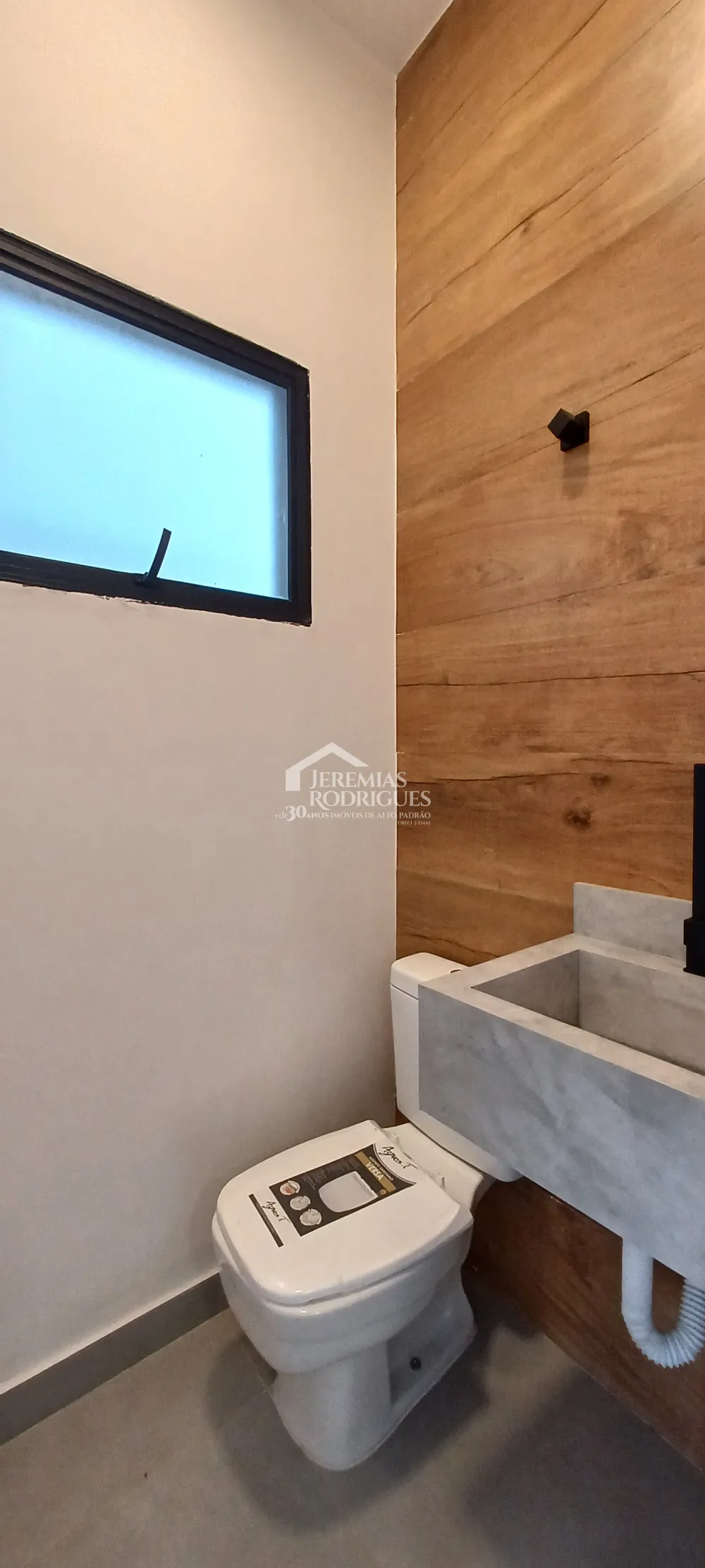 Casa com 3 dormitórios, 175 m² - Condomínio Laguna - Pindamonhangaba/SP