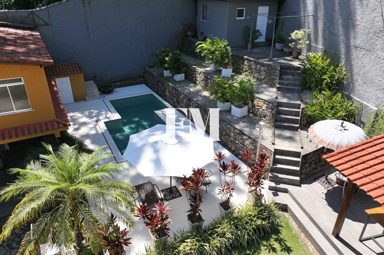 Santa Teresa | 6 Quartos (3 Suítes) | 1.100m² de Terreno com Piscina e Vista para a Natureza - foto 74