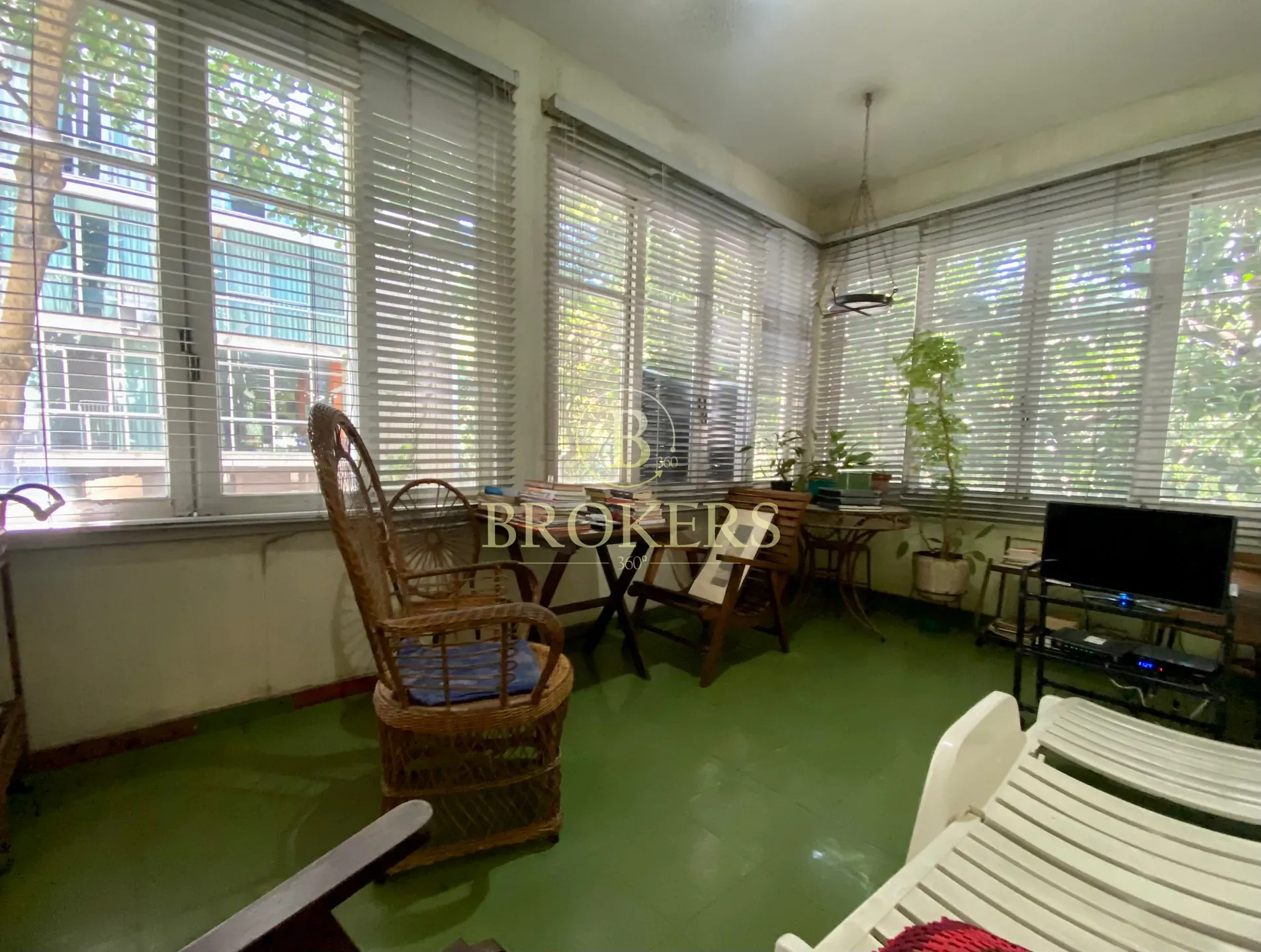 Imponente apartamento  com 240m², Sala em 2 ambientes, 4 quartos, localização estratégica a passos — foto 10