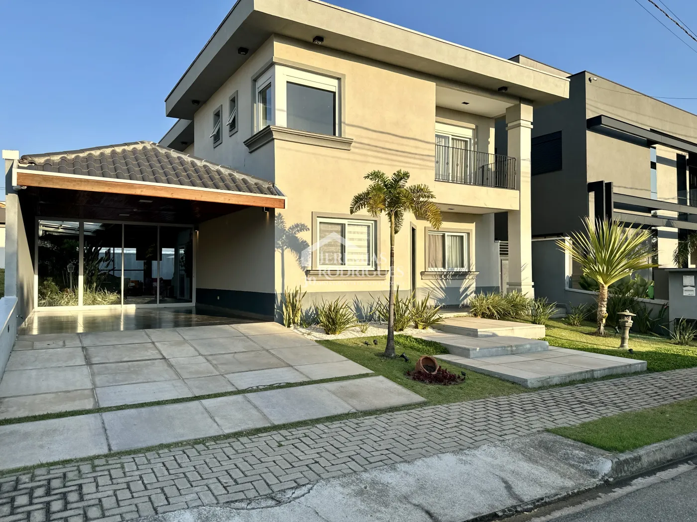 Casa com 3 suítes, 329 m² - Condomínio Ouro Ville - Taubaté/SP.