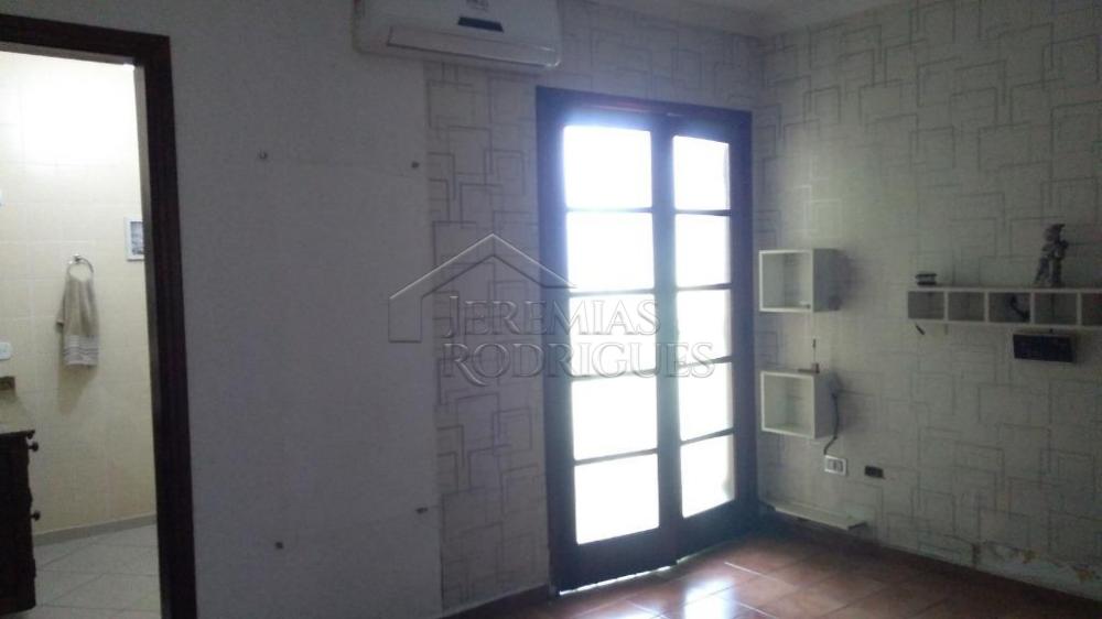 Casa à venda por R$ 990.000,00 - Taubaté/SP