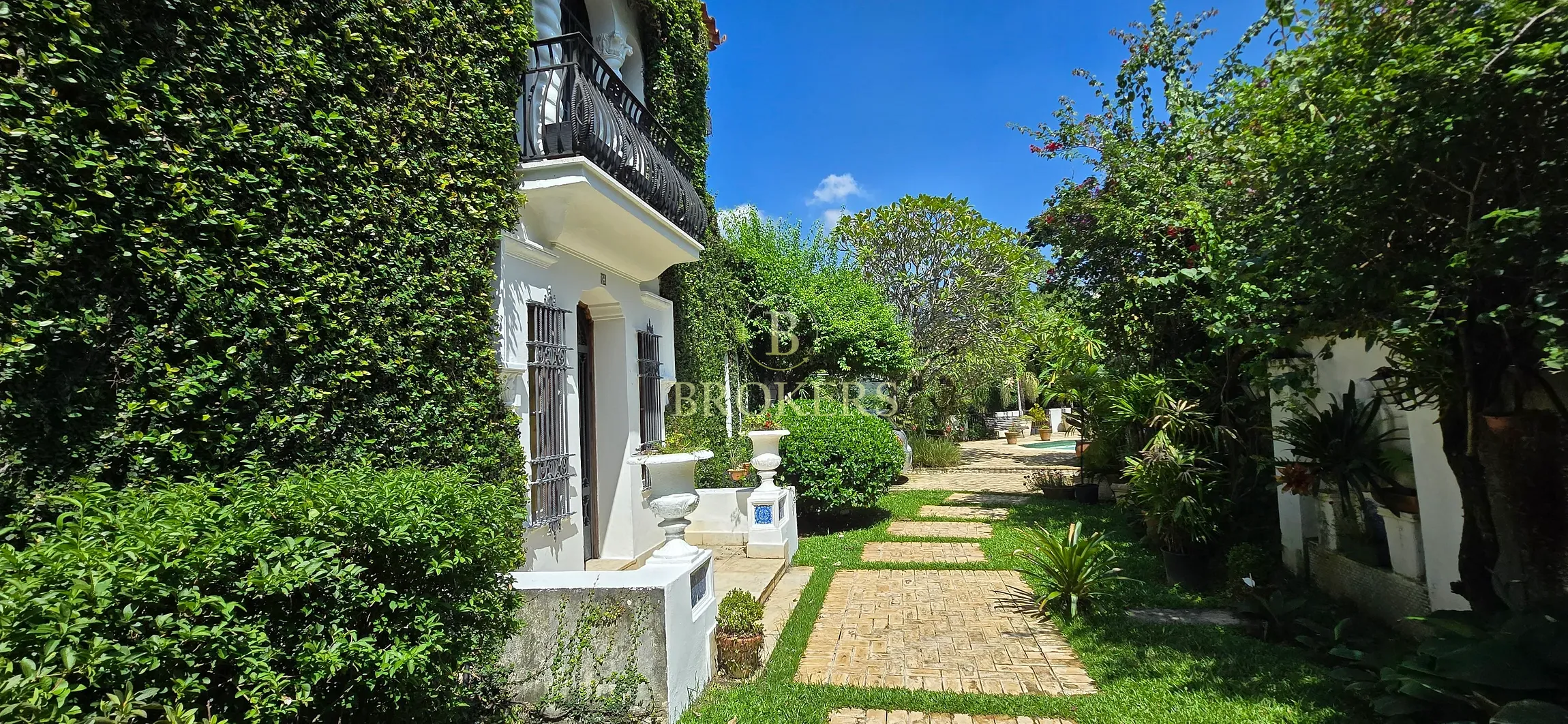 Mansão Colonial a venda em Santa Teresa: 2 Casas, Piscina e Área Gourmet. Terreno de 2.000m² , vist — foto 6