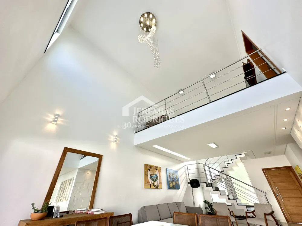 Casa mobiliada para locação no Condomínio Campos do Conde I em Tremembé/SP. 