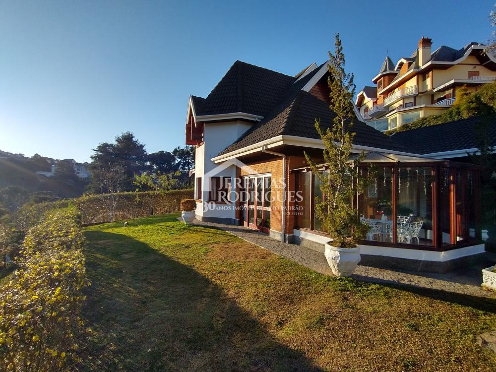 Casa com 4 suítes, 204 m² - Condomínio Jardim Véu da Noiva - Campos do Jordão/SP
