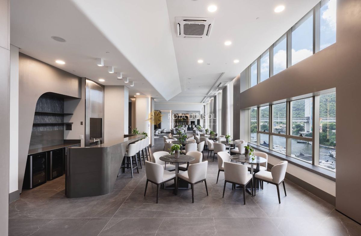 Yachthouse Apartamento Alto Padrão 4 Suítes no Centro de Balneário Camboriú SC