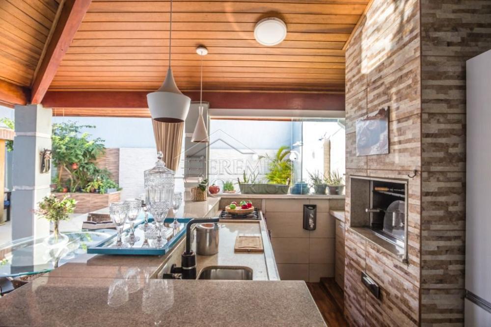 Casa à venda por R$ 750.000,00 - Pindamonhangaba/SP