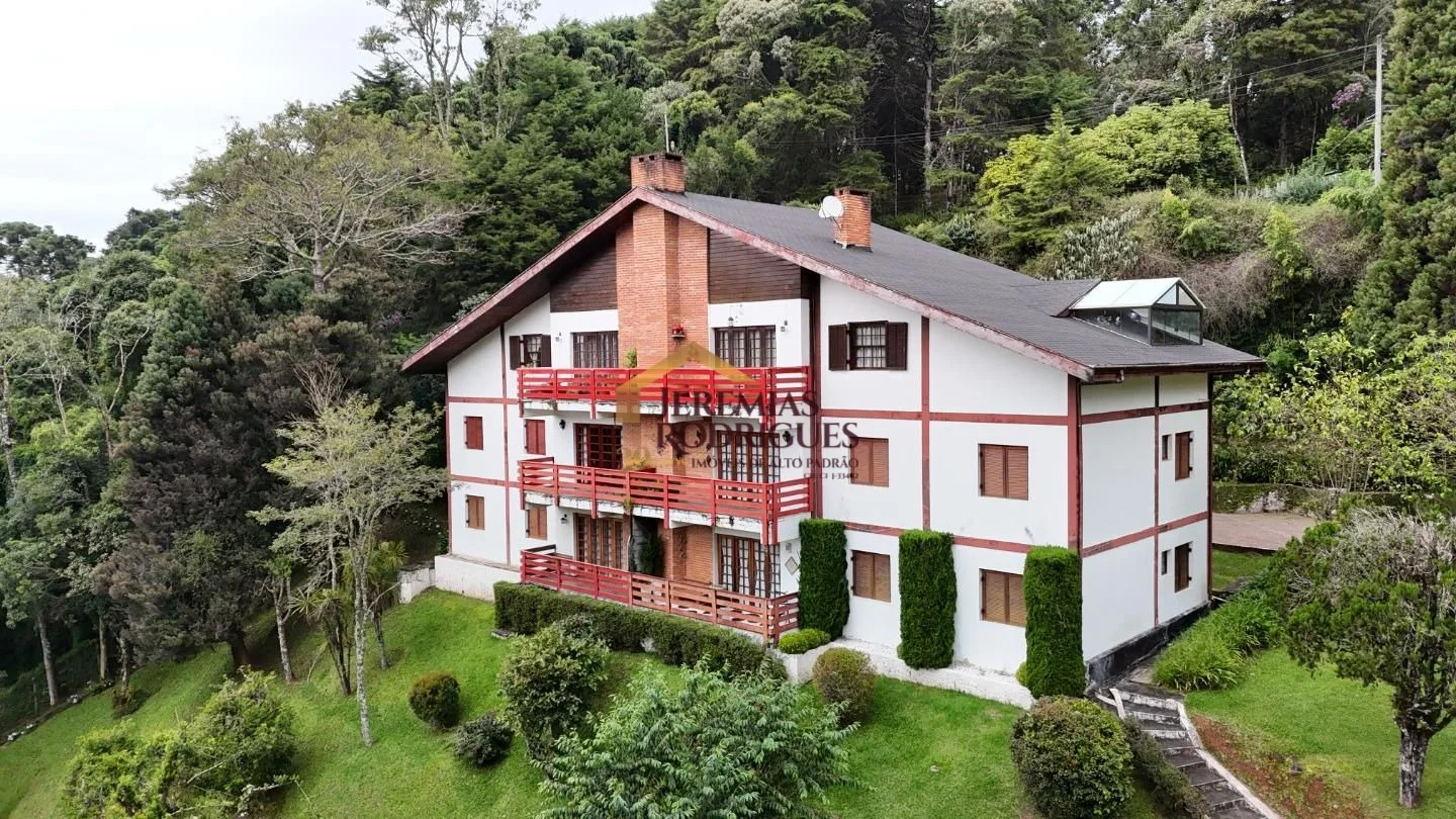 Apartamento à venda no Condomínio Cortina D'Ampezzo em Campos do Jordão/SP. — foto 1
