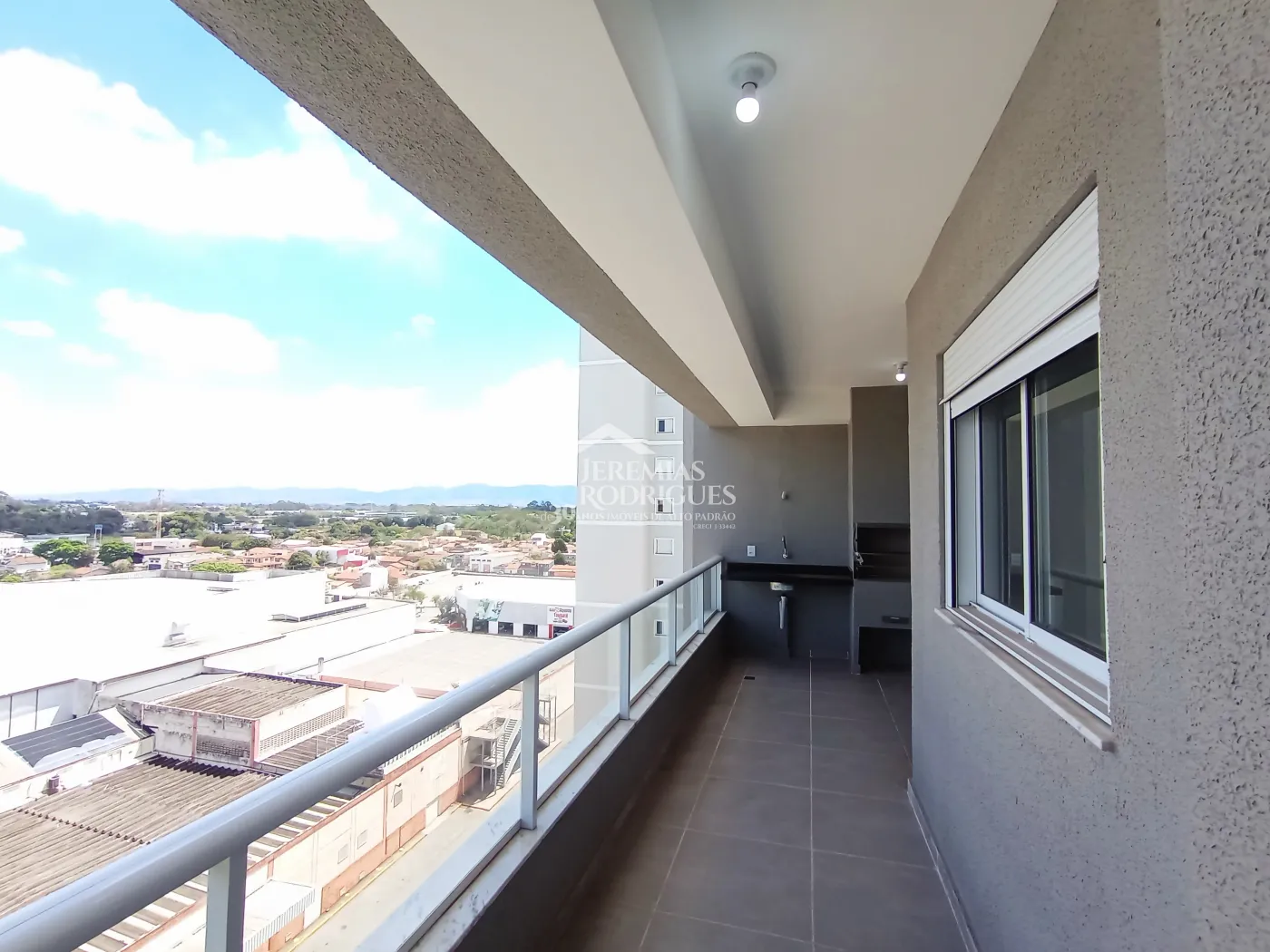 Apartamento à venda com 3 dormitórios, 119 m² no Edifício Residencial Elegance em Taubaté/SP.