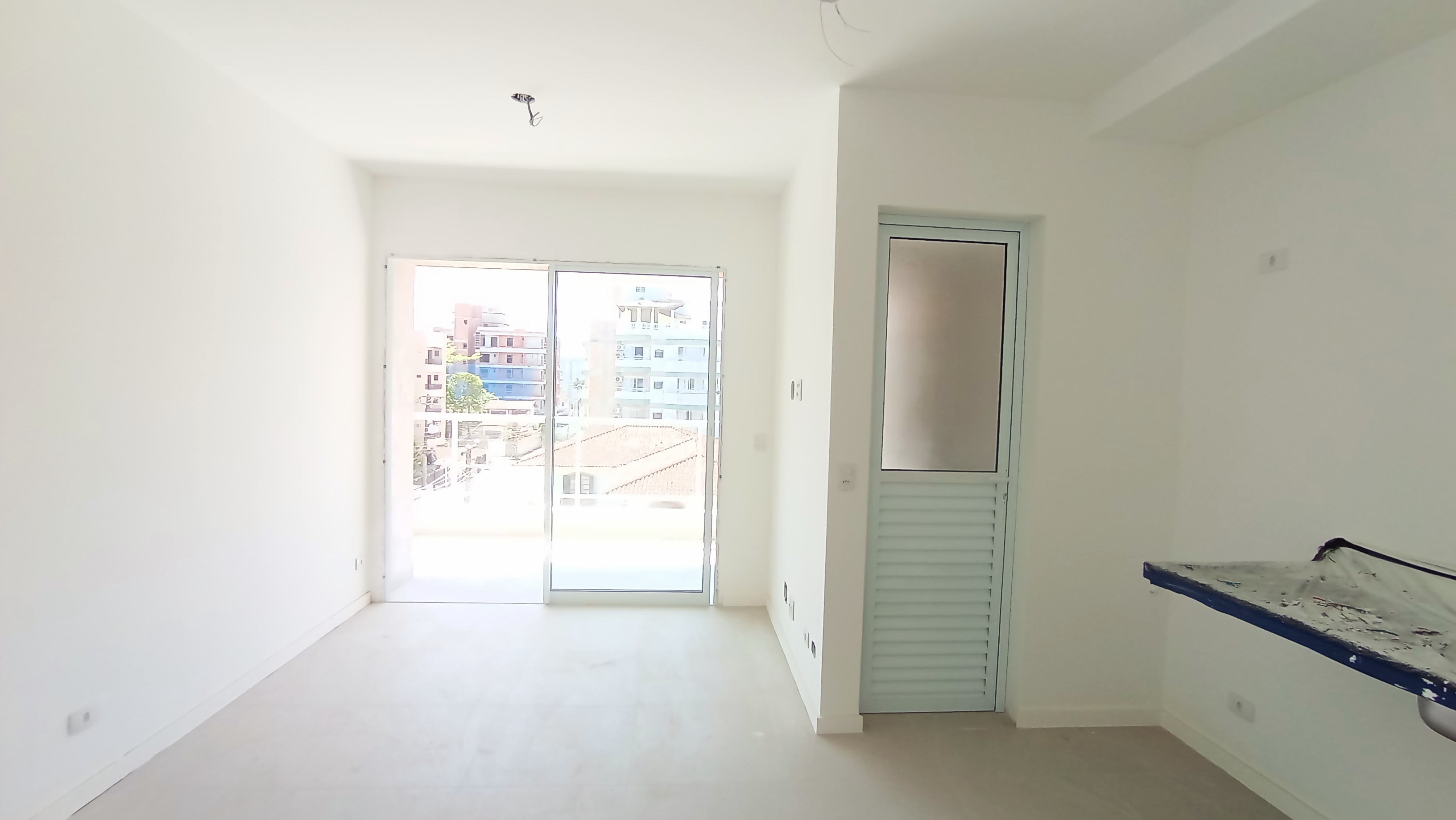 Apartamento à venda com 3 dormitórios, 98 m² no Condomínio Porto Gaia em Ubatuba/SP.