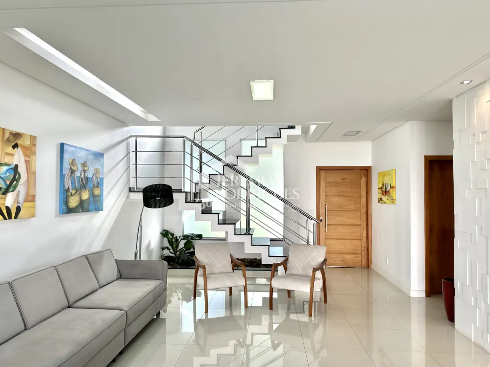 Casa mobiliada para locação no Condomínio Campos do Conde I em Tremembé/SP. 