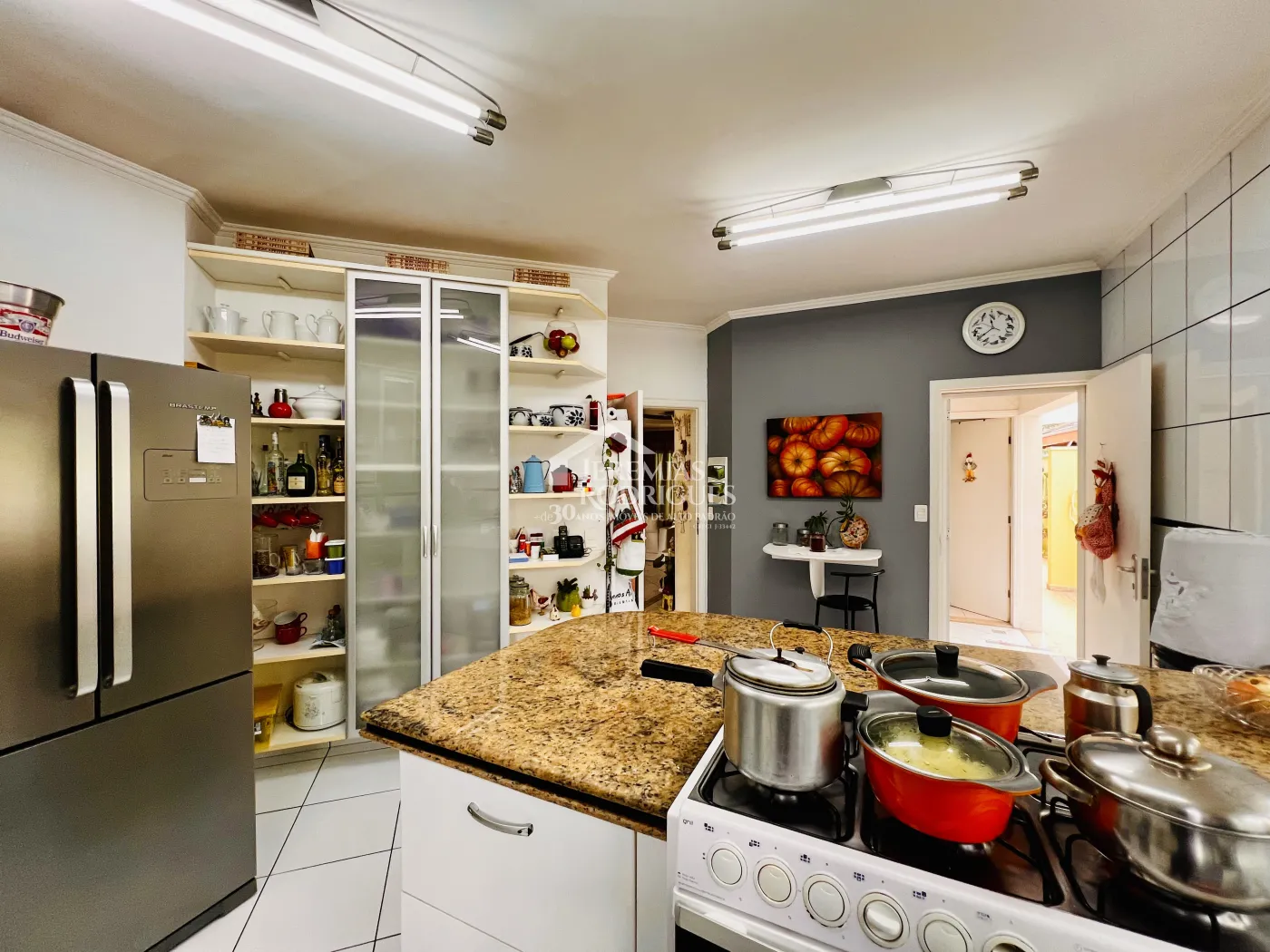 Casa com 4 dormitórios, 305 m² - Condomínio Taubaté Village - Taubaté/SP.