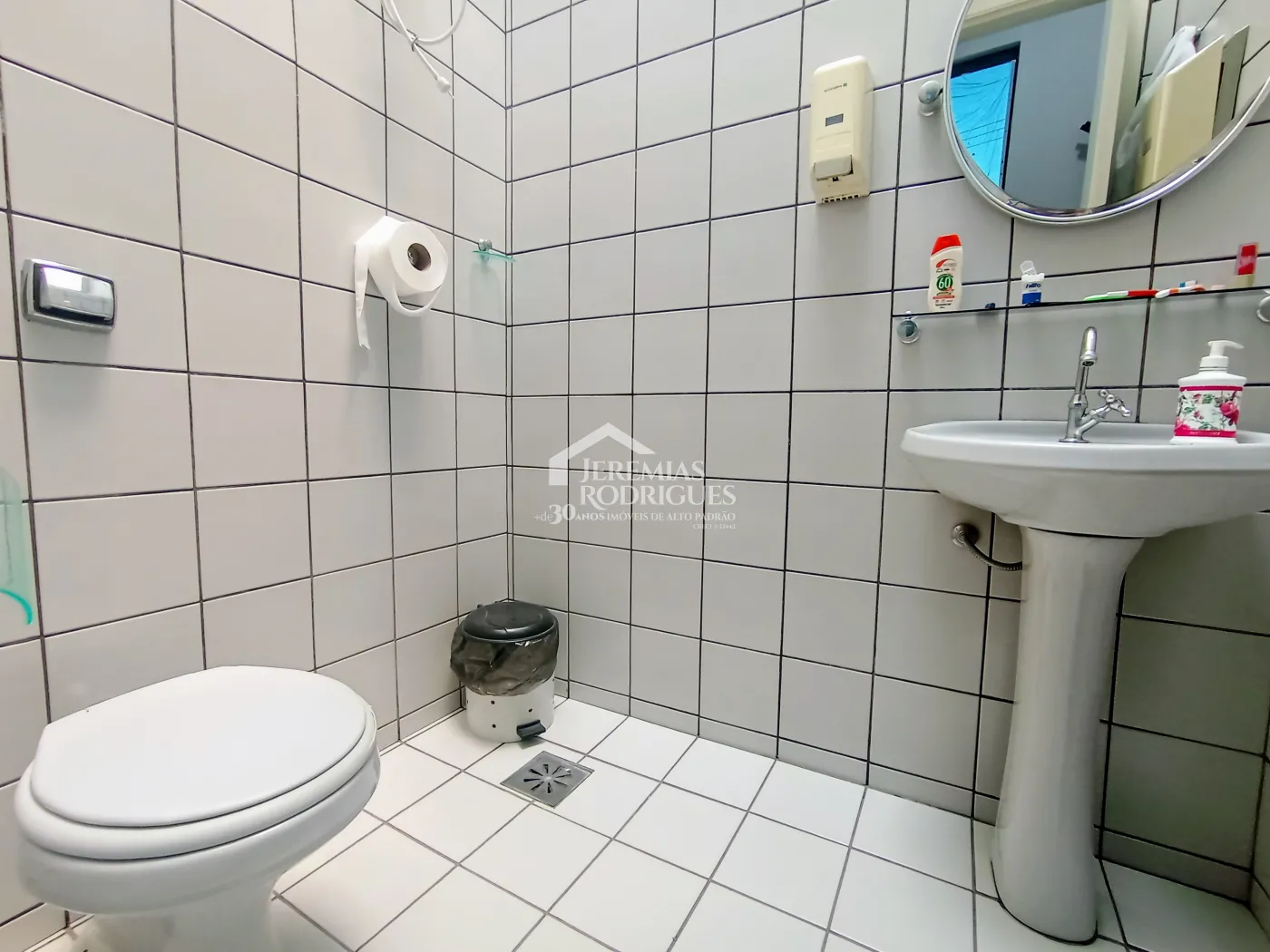 Ponto comercial para venda com 161 m² no bairro São Benedito em Pindamonhangaba/SP