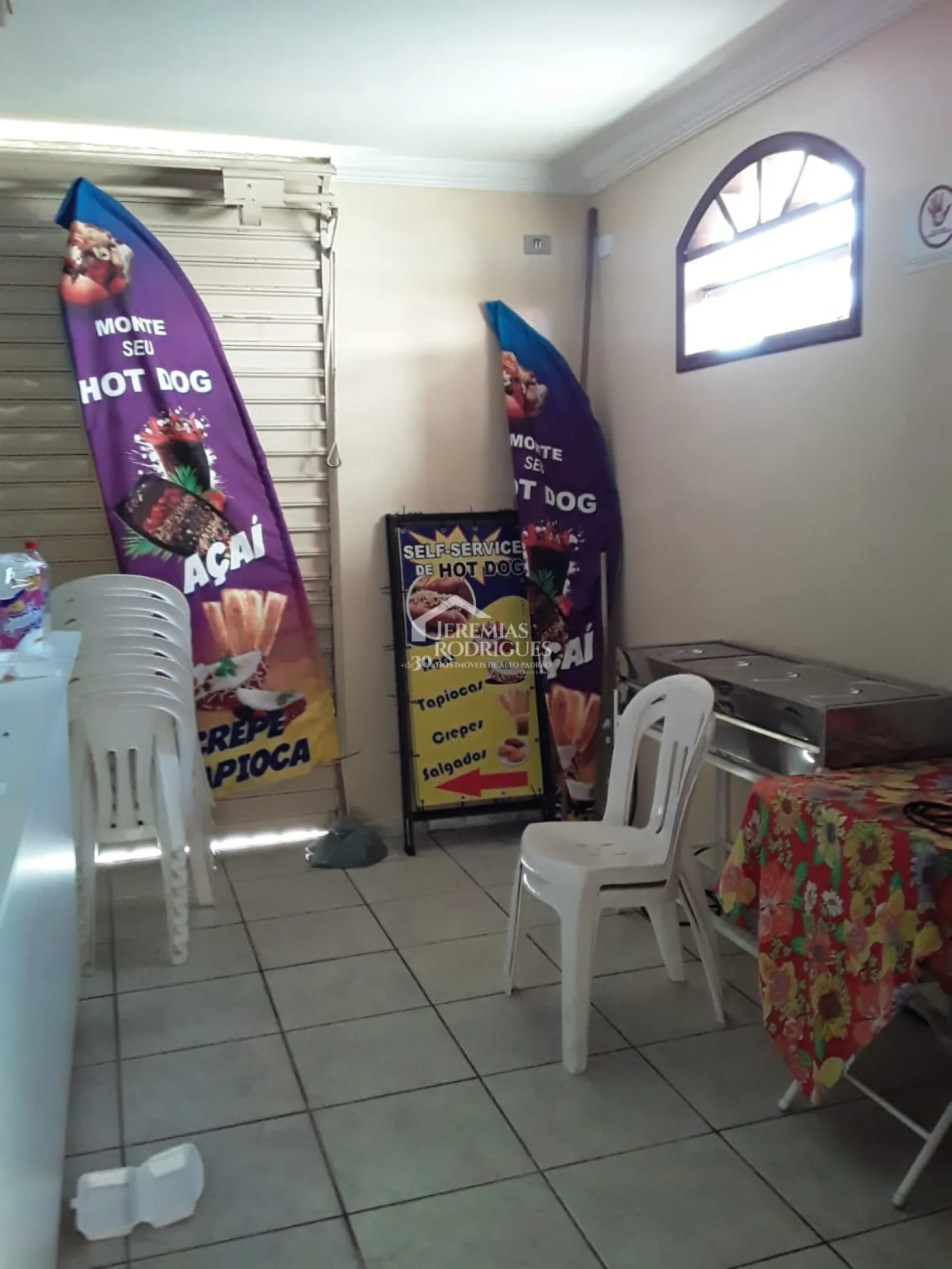 Casa sobradada à venda com 3 dormitórios no bairro Jardim Morumby em Taubaté/SP