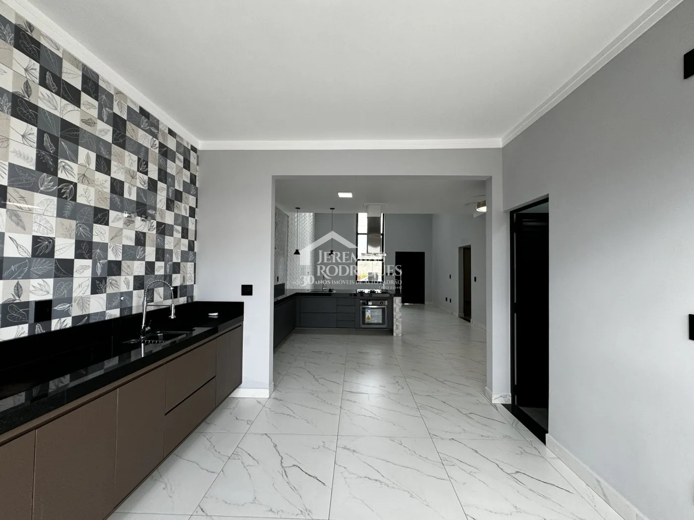 Casa com 3 dormitórios, 167 m² - Condomínio Pérola do Vale - Tremembé/SP.