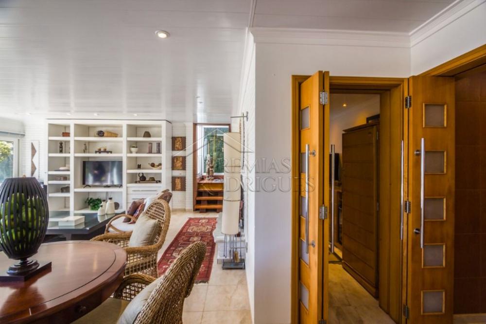 Casa à venda por R$ 6.350.000,00 - Campos do Jordão/SP