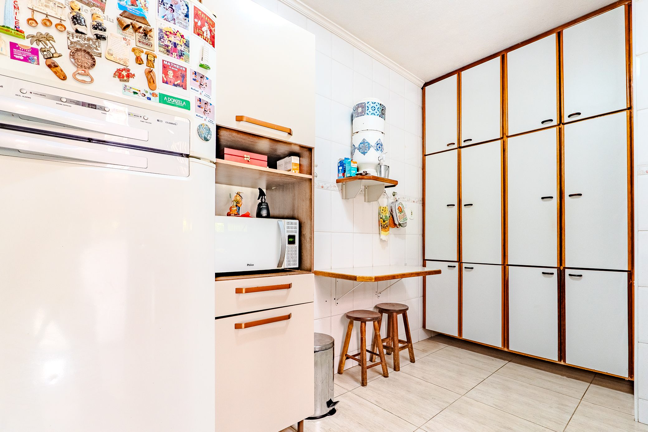 Casa à venda com 4 dormitórios no Condomínio Village Paineiras em Pindamonhangaba/SP.