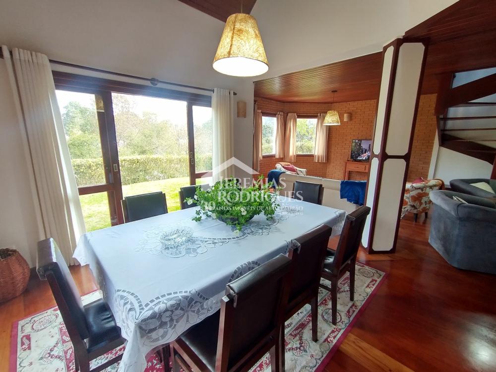 Casa com 4 suítes, 204 m² - Condomínio Jardim Véu da Noiva - Campos do Jordão/SP