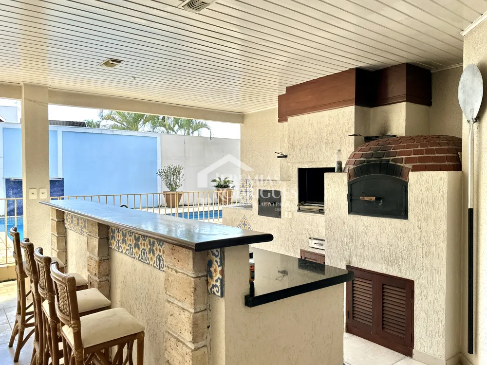 Casa com 4 quartos, 617 m² - Condomínio Taubaté Village - Taubaté/SP