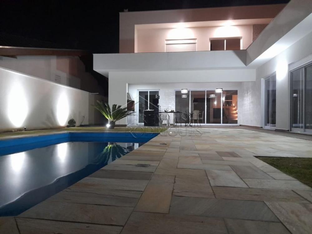 Casa à venda por R$ 1.700.000,00 - Pindamonhangaba/SP