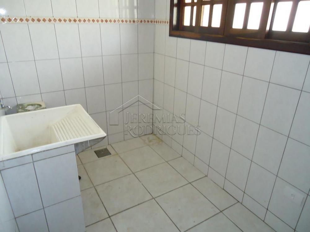 Casa à venda no Condomínio Taubaté Village