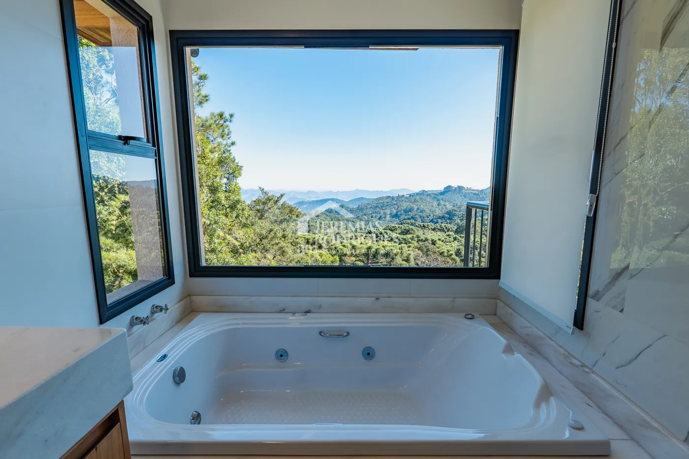 Casa à venda no Condomínio Villagio da Baronesa - Campos do Jordão/SP