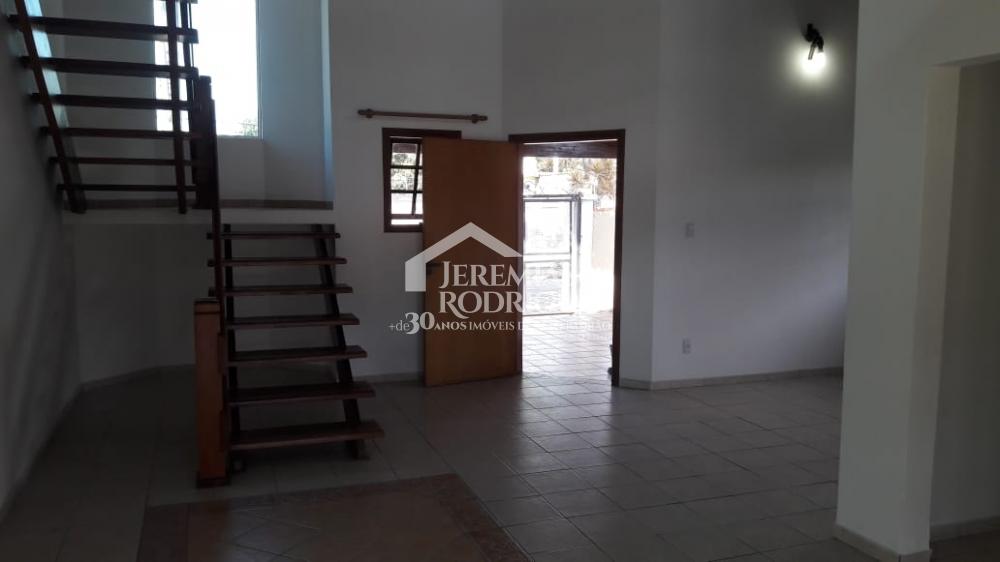 Casa à venda com 3 quartos no Residencial Lessa em Pindamonhangaba/SP