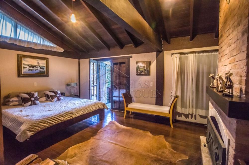 Casa com 3 quartos, 630 m², à venda por R$ 6.500.000- Condomínio Pedra de Fogo - Campos do Jordão/SP