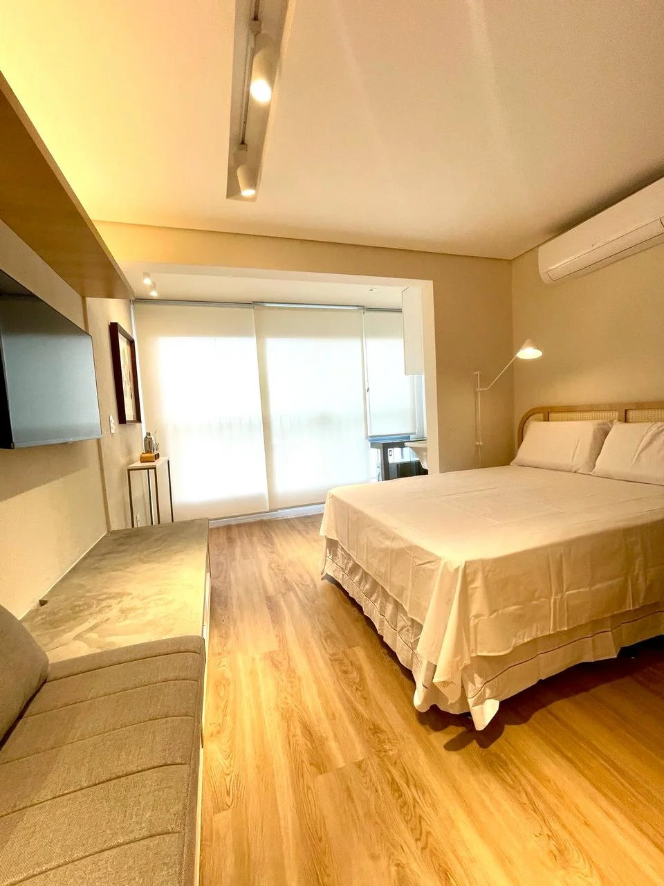 Vila Mariana | Studio mobiliado a 500 m do Metrô Ana Rosa | Cyrela
