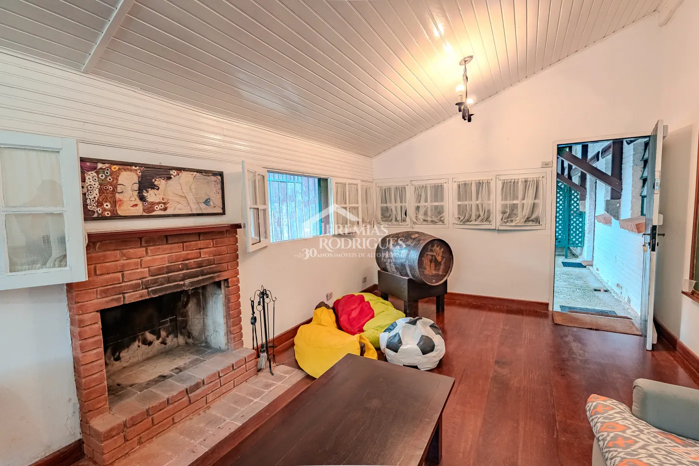 Casa com 9 dormitórios, 694 m² - Condomínio Reserva Figueiredo - Campos do Jordão/SP