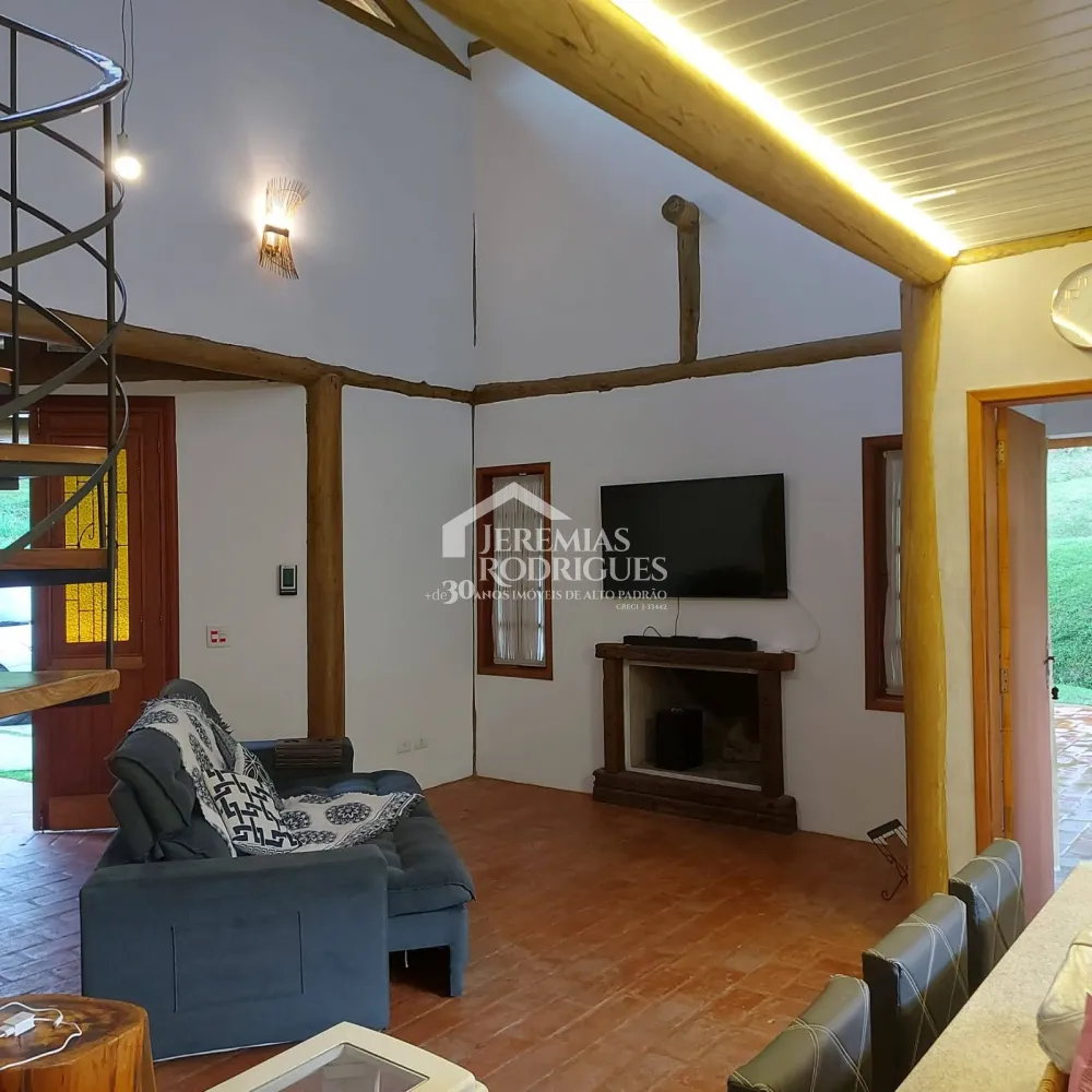 Casa com 4 quartos, 325 m² - Parque da Mantiqueira - Santo Antônio do Pinhal/SP