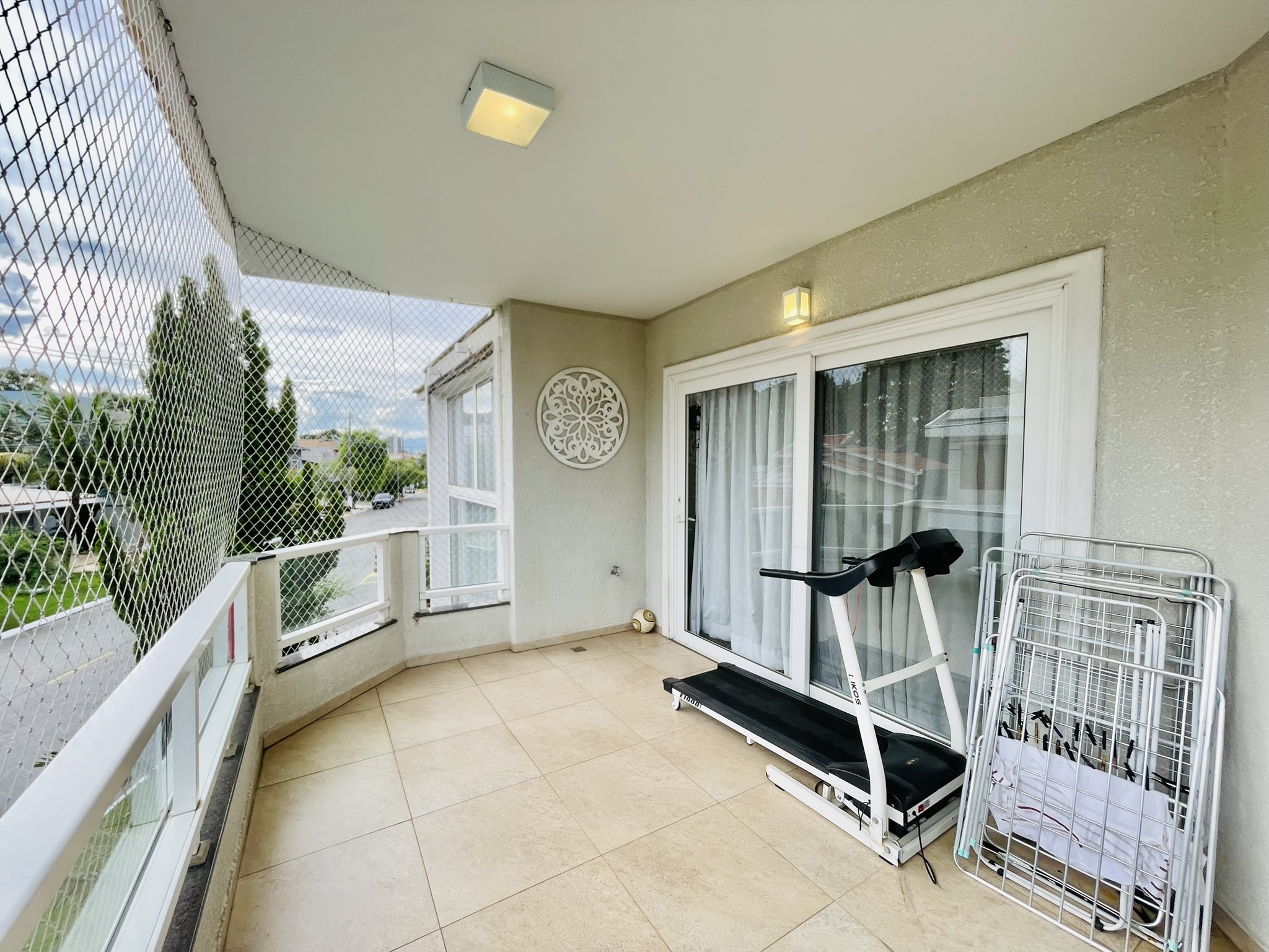 Casa para venda com 4 dormitórios no Condomínio Campos Do Conde I em Tremembé/SP