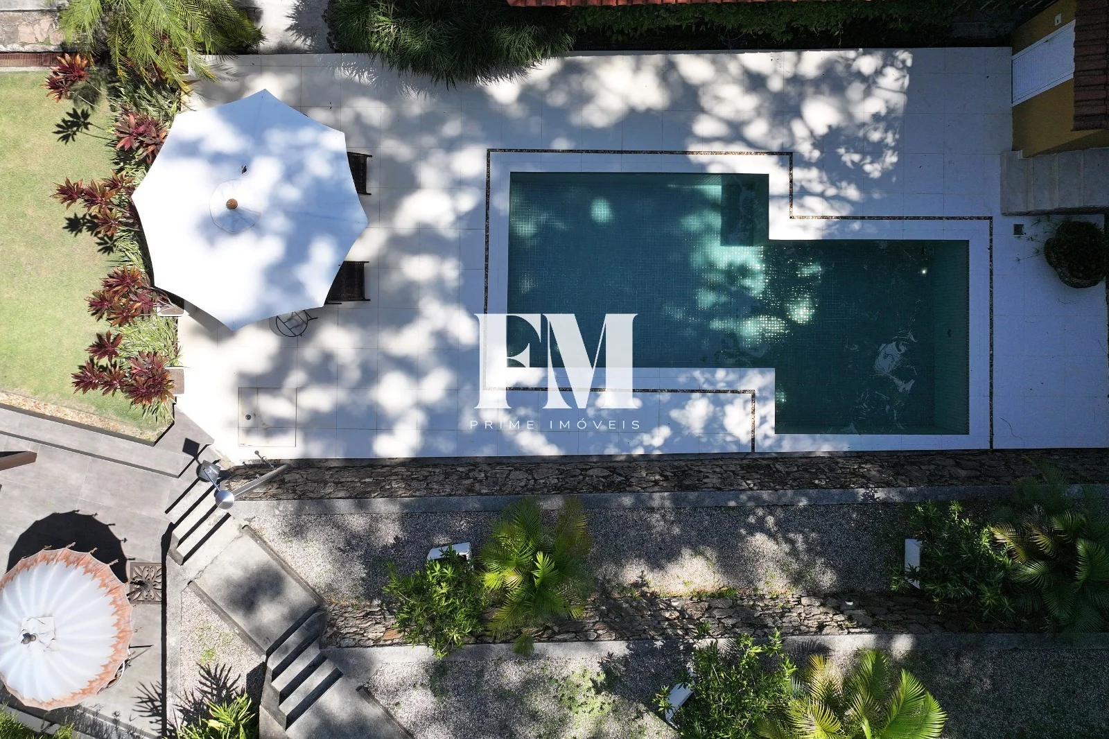 Santa Teresa | 6 Quartos (3 Suítes) | 1.100m² de Terreno com Piscina e Vista para a Natureza - foto 73