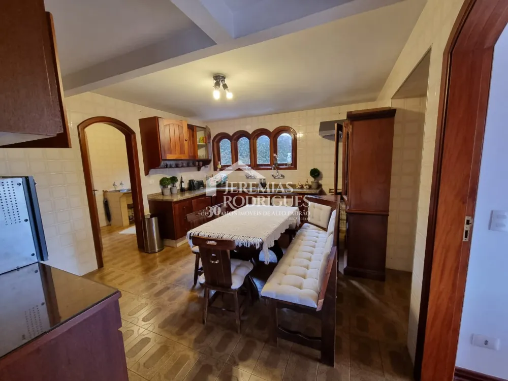 Casa com 6 dormitórios, 650 m² - Vila Inglesa - Campos do Jordão/SP