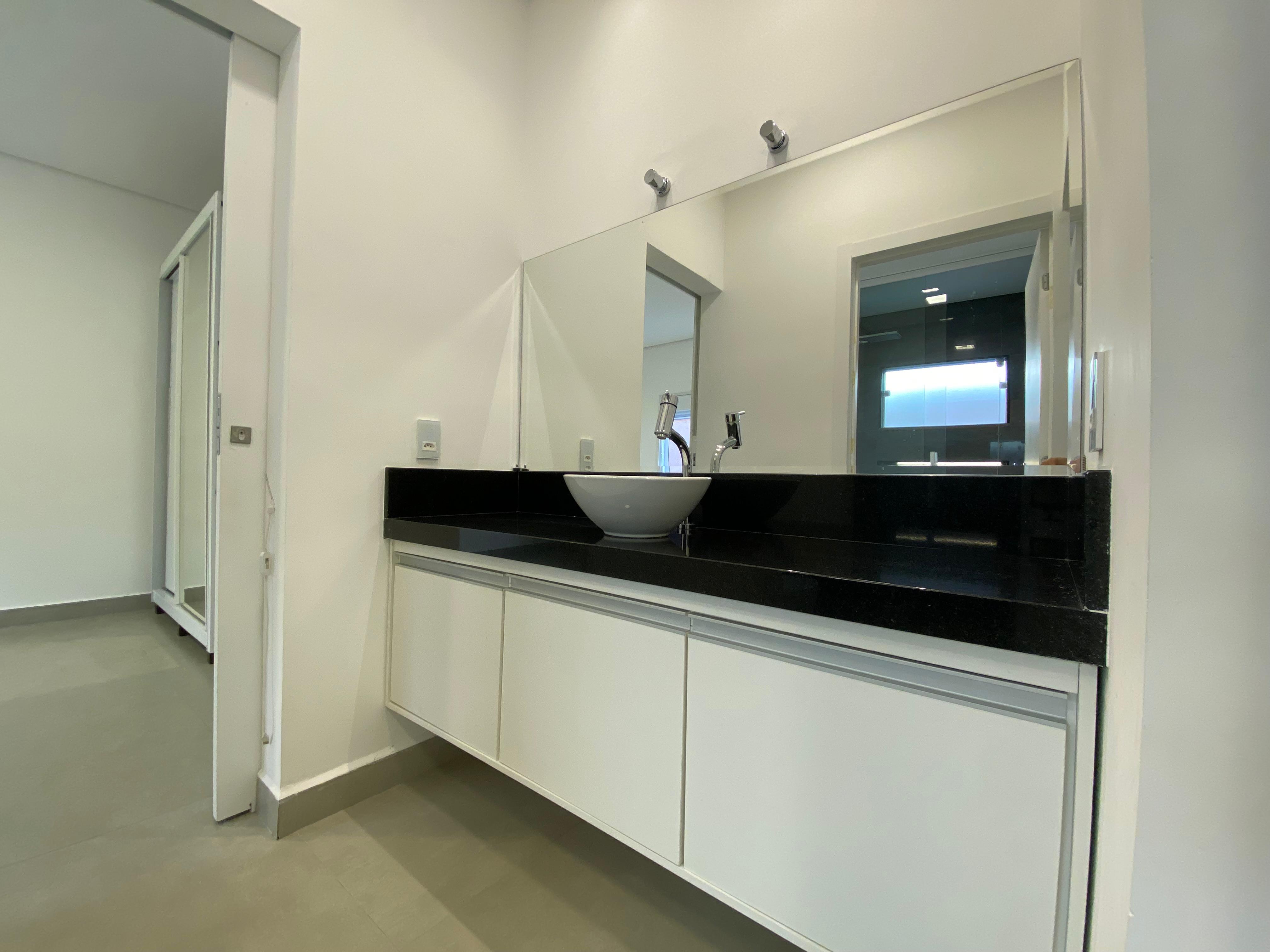 Casa para venda com 3 suítes no Condomínio Village Splendore em Pindamonhangaba/SP