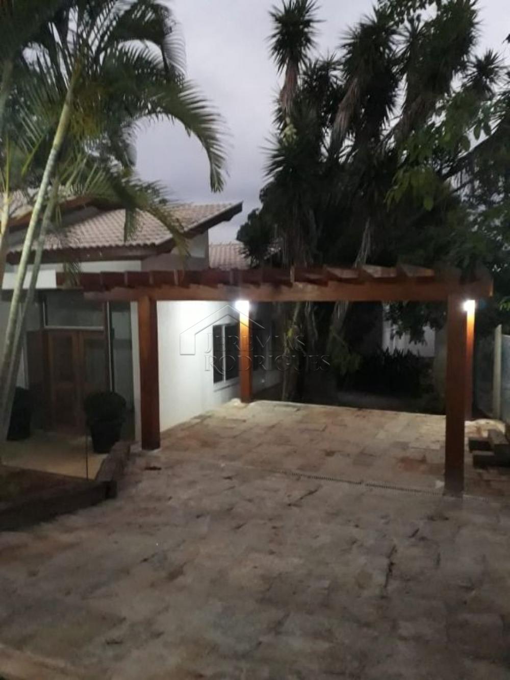Casa espaçosa com 4 quartos, 320 m² - Condomínio Chácaras Cataguá - Taubaté/SP
