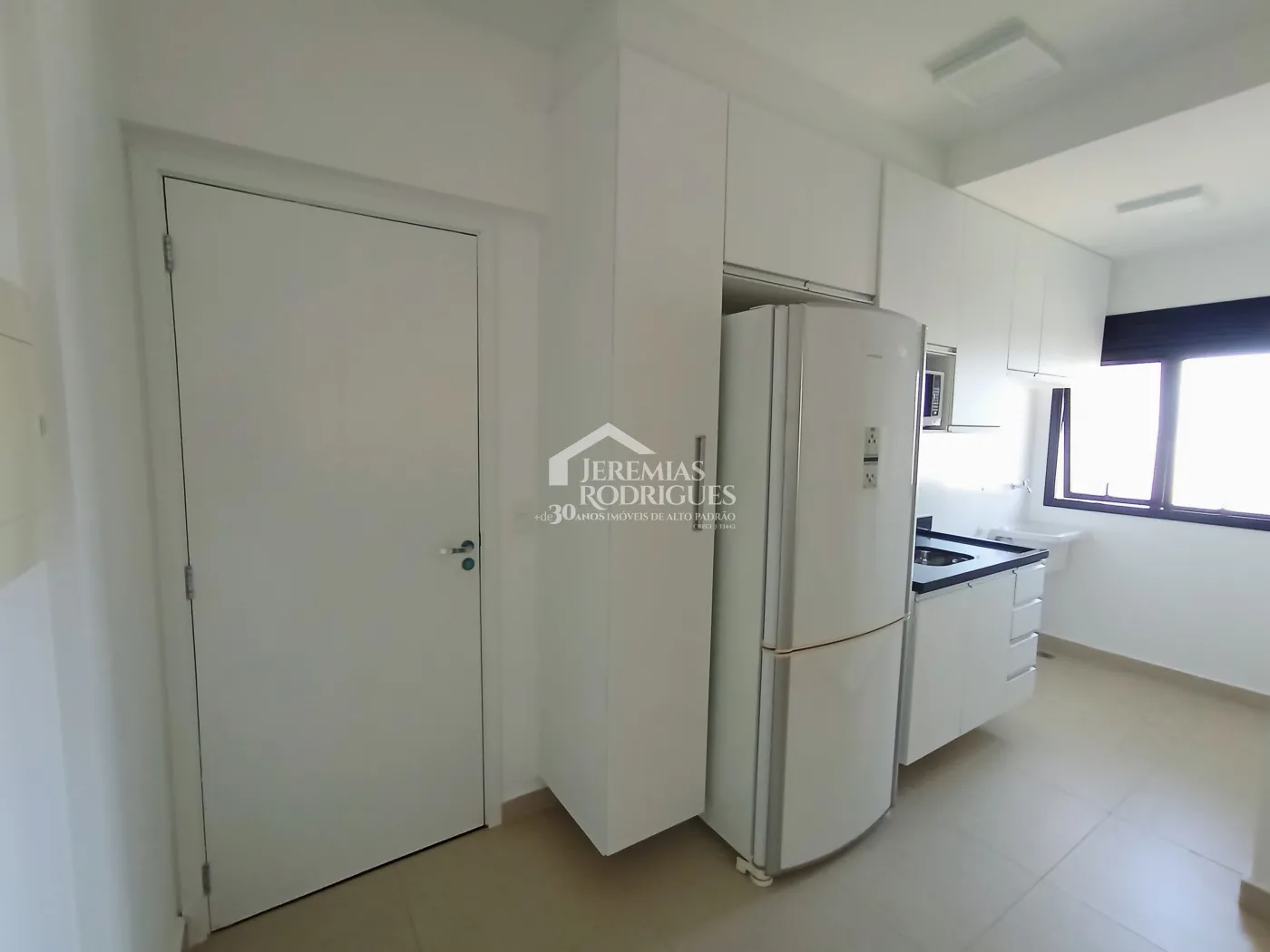 Flat para locação, 55 m² no Condomínio Residencial Lofts Arts Design em Taubaté/SP.