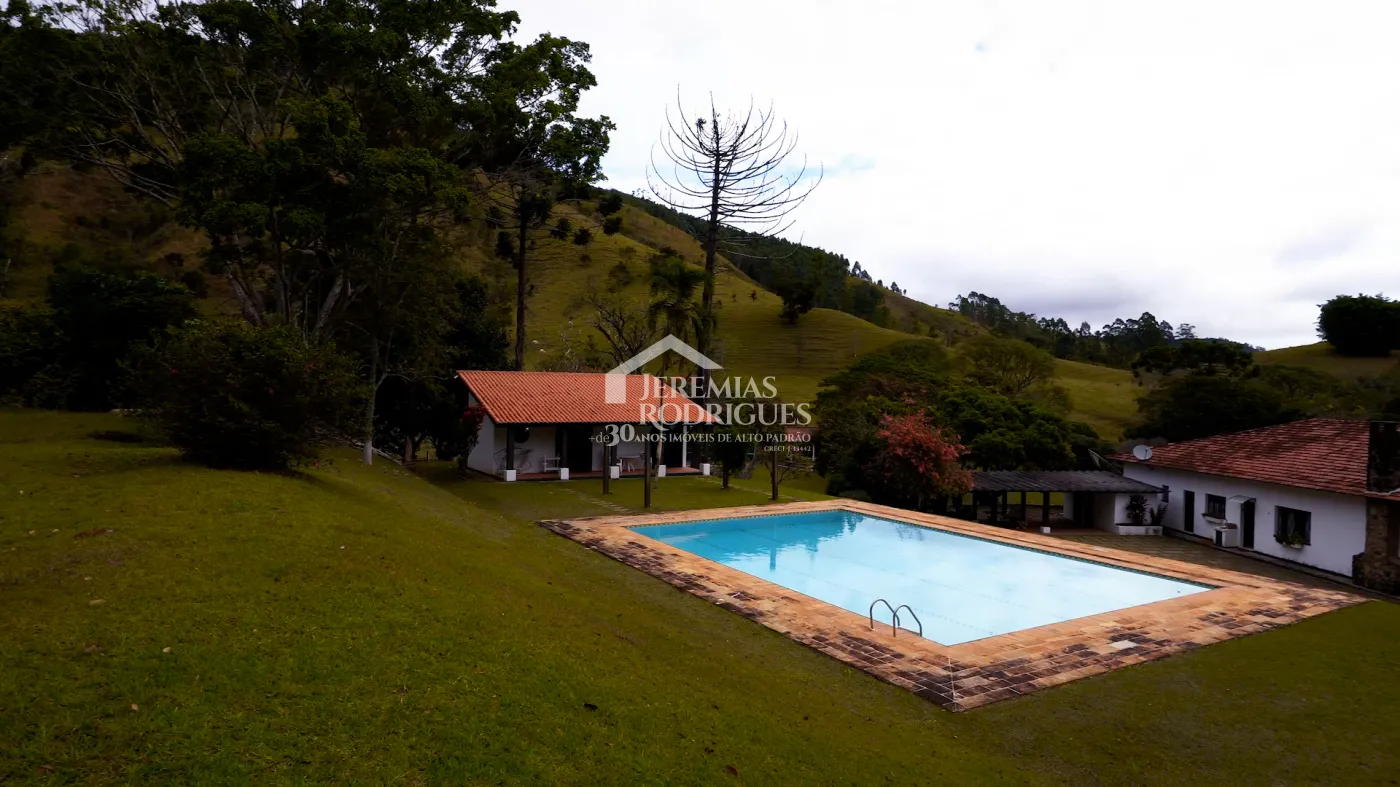 Fazenda à venda com 2.544 hectares em Santa Branca/SP.
