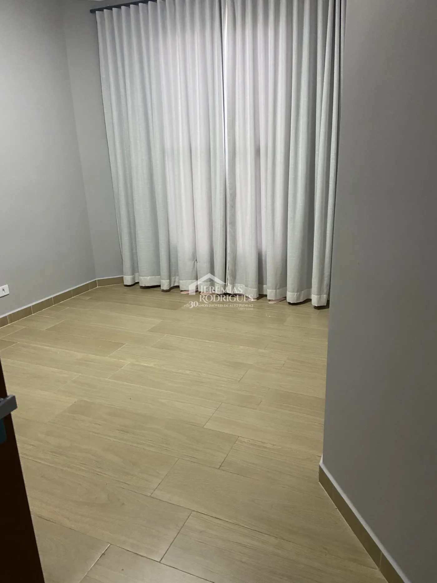 Casa com 3 quartos, 130 m² - Condomínio Vila Romana - Pindamonhangaba/SP