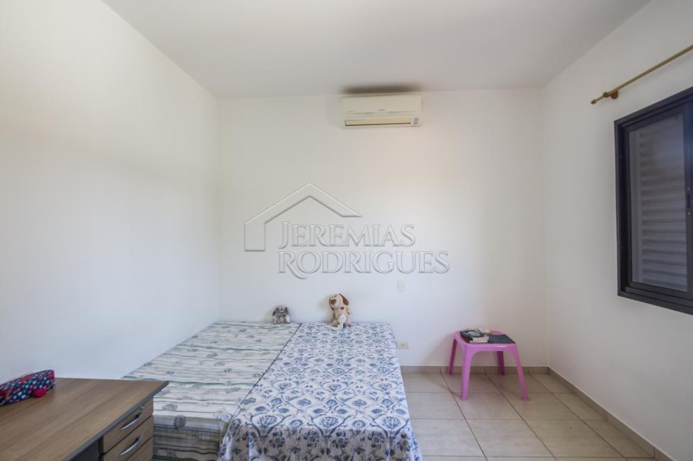 Casa para venda e locação  no Condomínio Taubaté Village em Taubaté/SP.