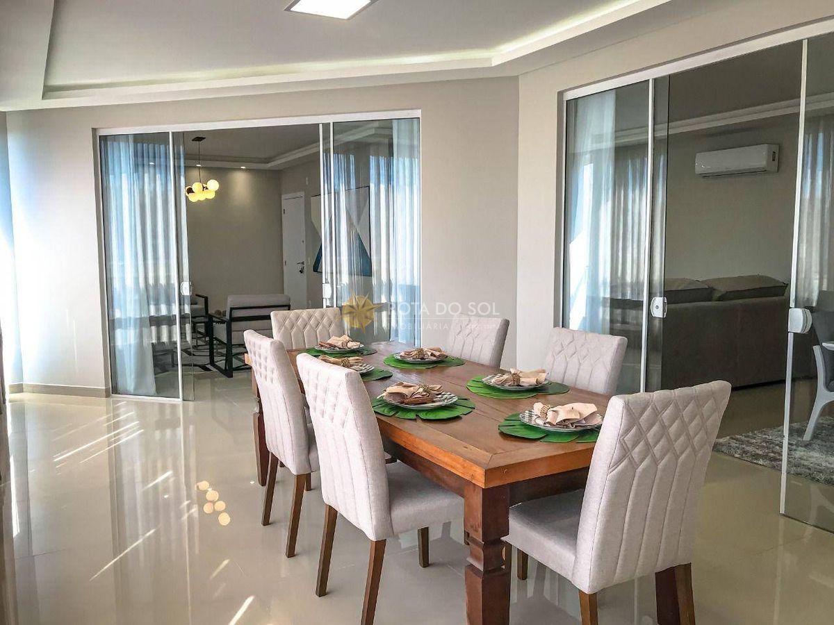 Luana Delagnello Apartamento 4 Suítes Meia Praia Itapema SC