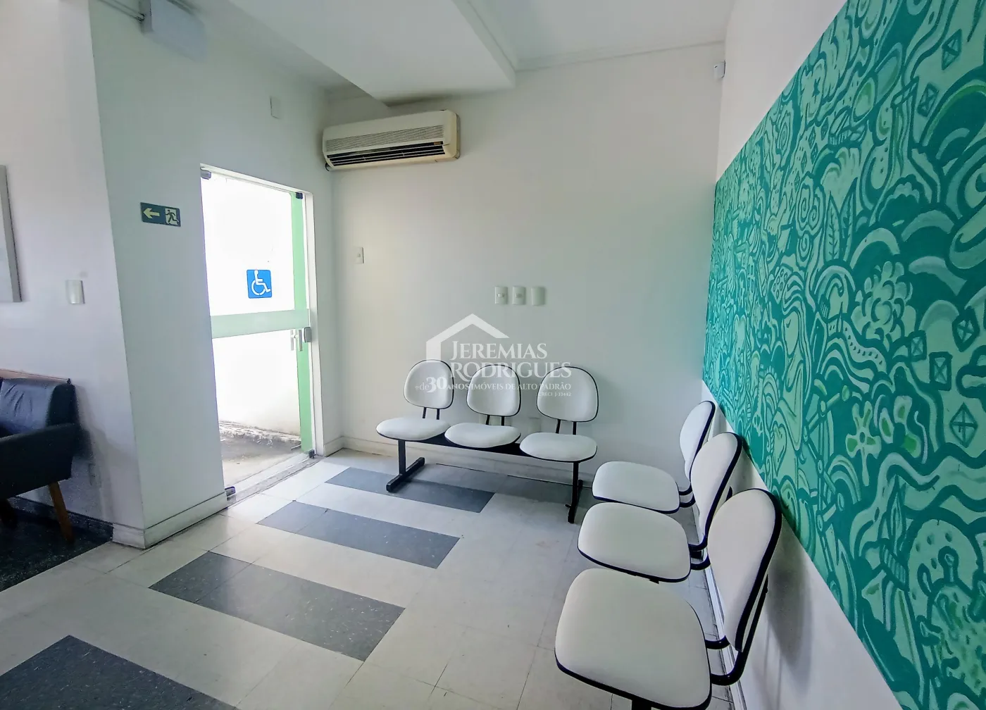 Ponto comercial para venda com 161 m² no bairro São Benedito em Pindamonhangaba/SP